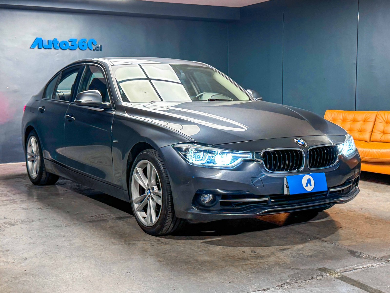 BMW 318i LCI 1.5 2017 - Foto 5 de 20