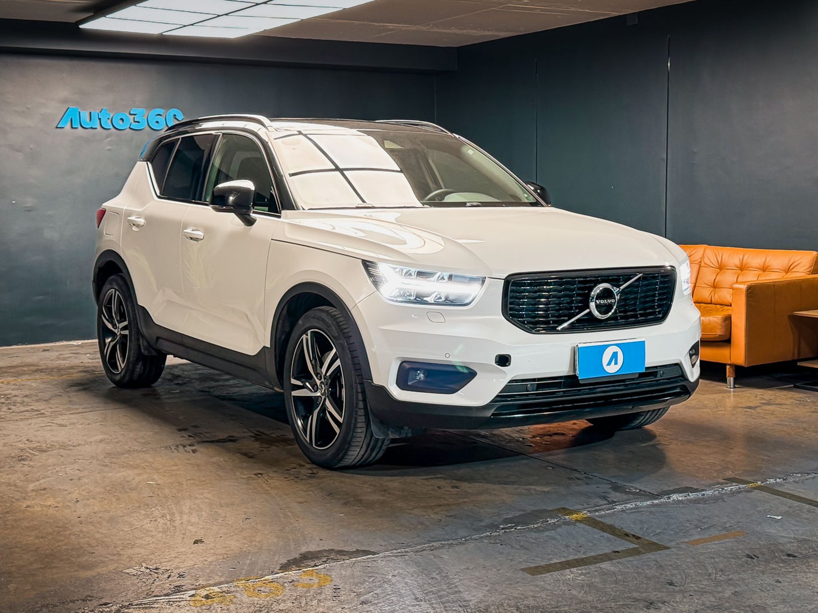 Volvo XC40 T5 R-Design 2.0 2020 - Foto 5 de 20