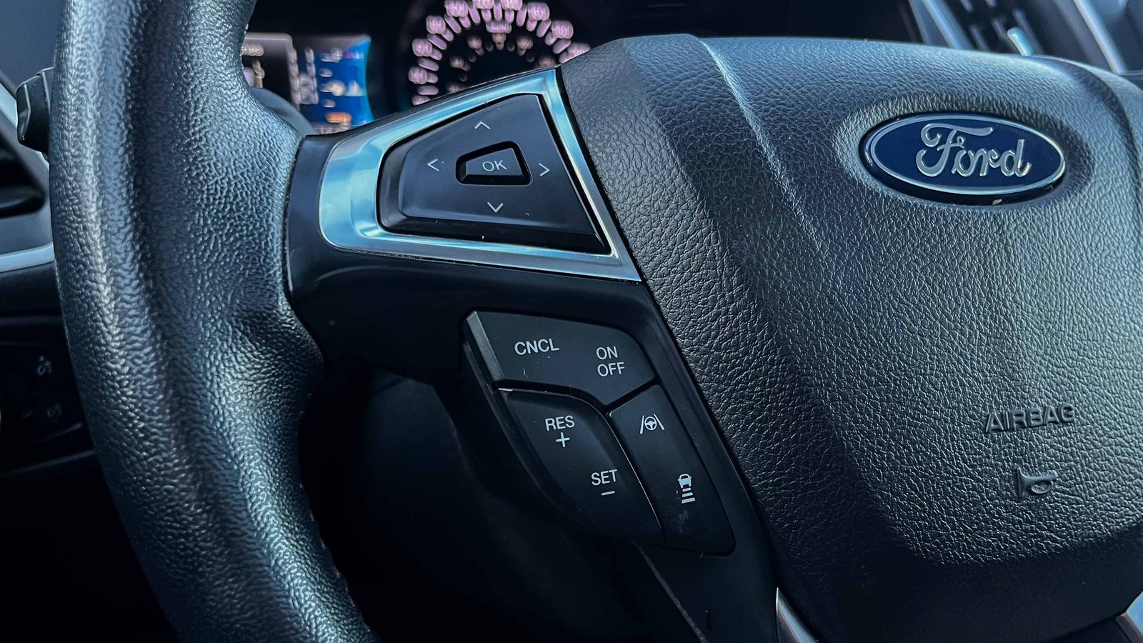 Ford Edge SEL AWD 2.0 2024 - Imagen 8 de 20