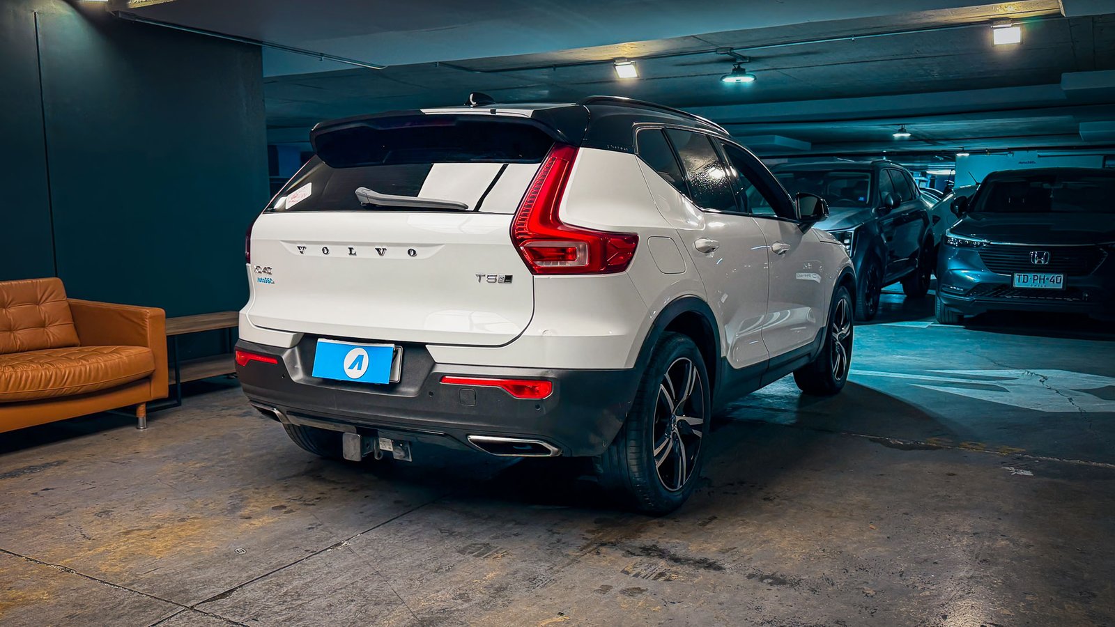 Volvo XC40 T5 R-Design 2.0 2020 - Imagen 4 de 20
