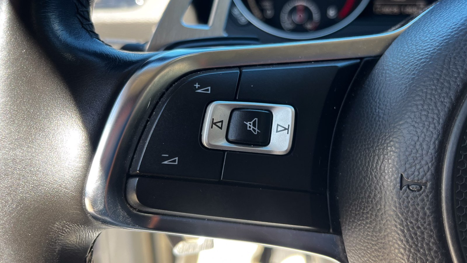 Volkswagen Scirocco 1.4TSI 2018 - Imagen 8 de 20