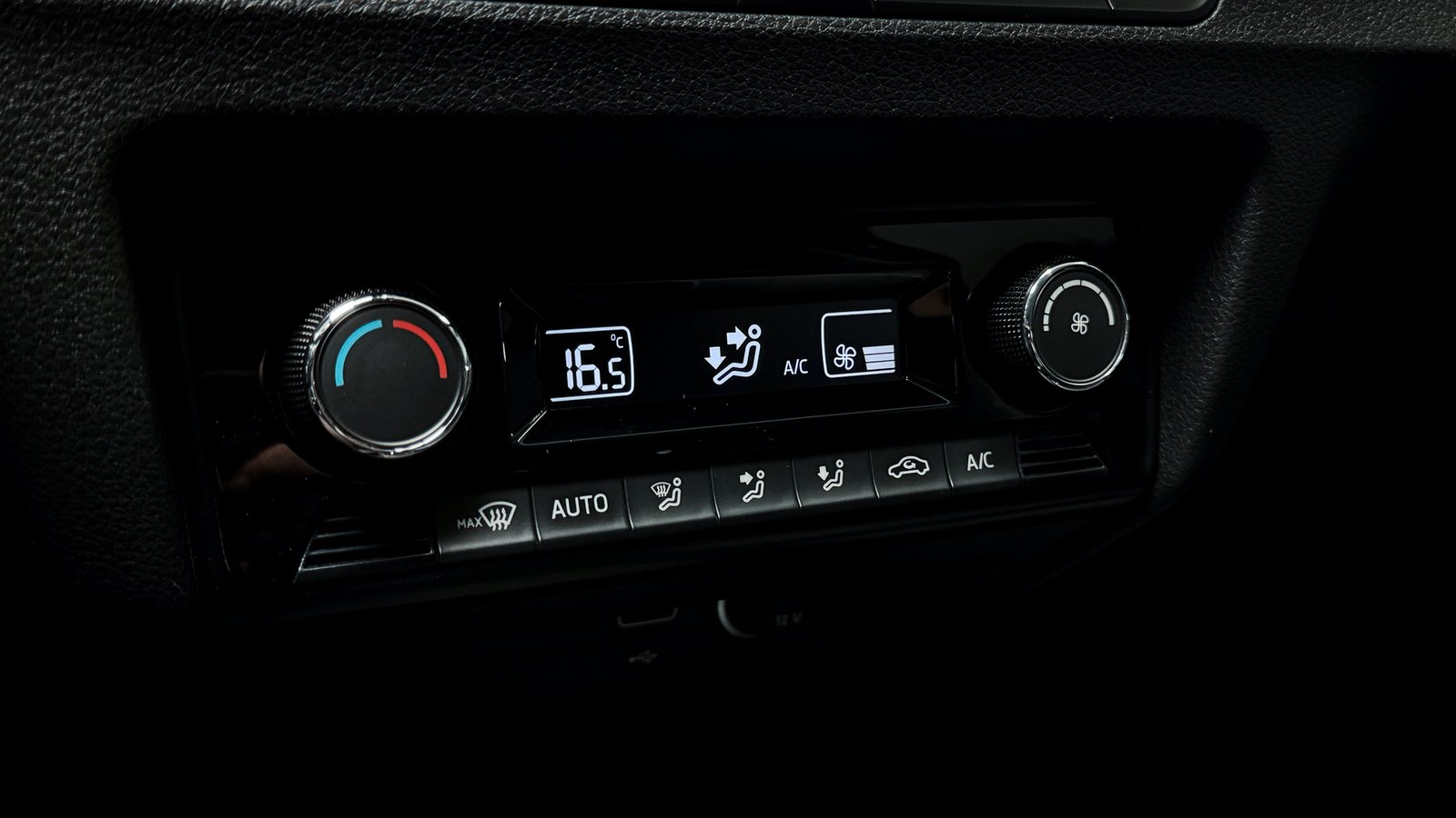 Skoda Fabia HB Ambition 1.0 2021 - Imagen 17 de 20