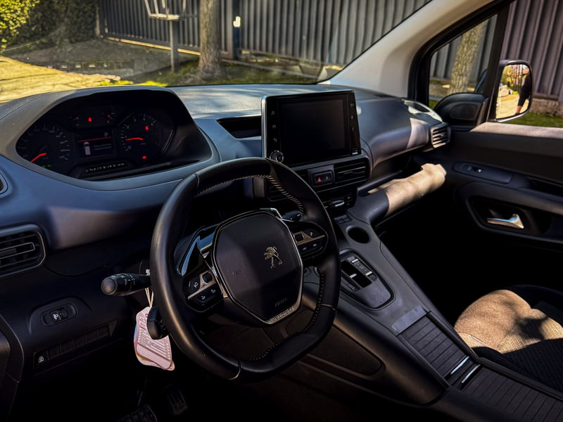 Peugeot Rifter BlueHDI 1.5 2024 - Imagen 11 de 20