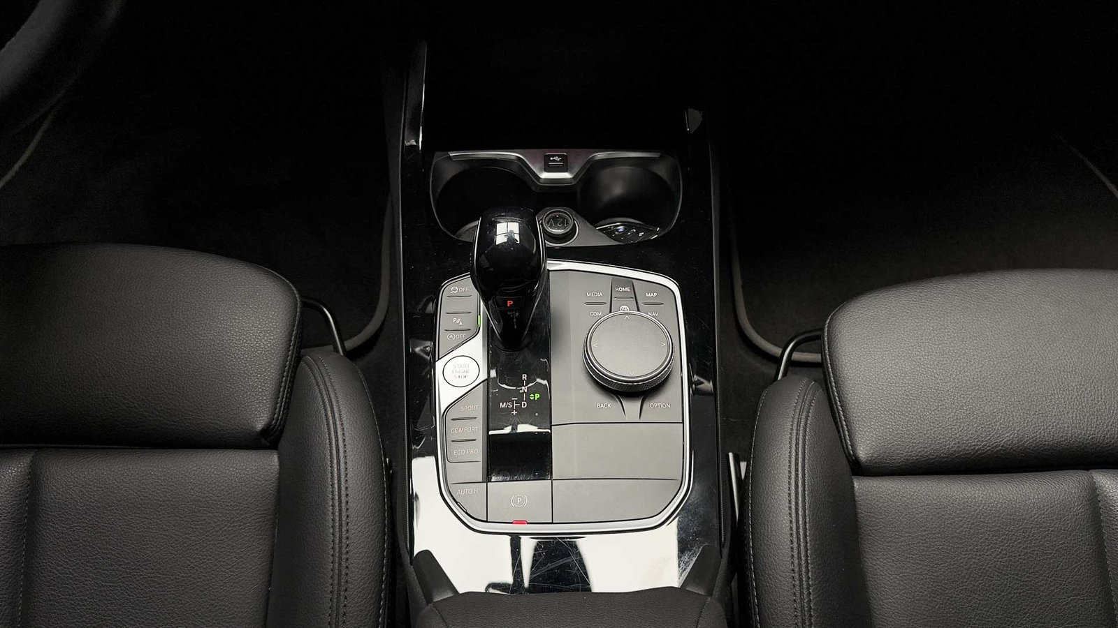 BMW 218i Gran Coupe 1.5 2024 - Imagen 18 de 20