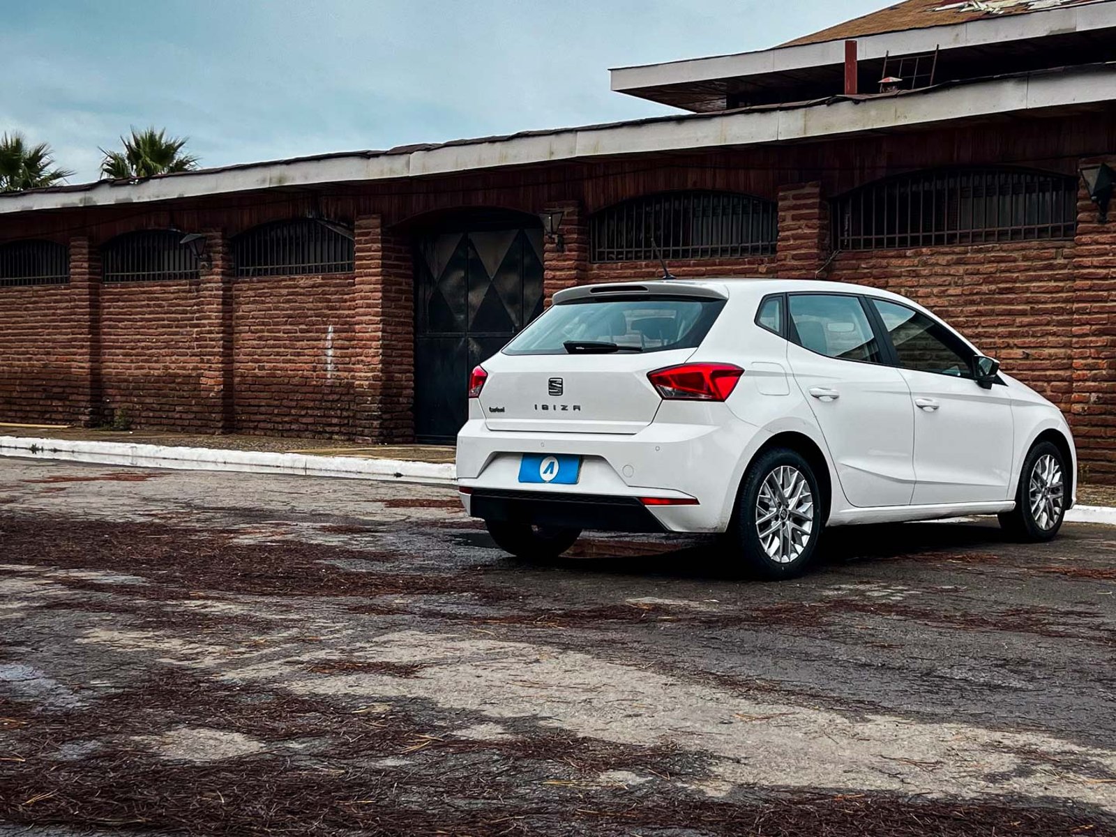 SEAT Ibiza Style 1.6 AT 2021 - Foto 4 de 20