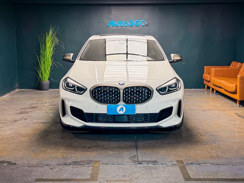 BMW 135I xDrive 2.0 2023 - Imagen 6 de 20