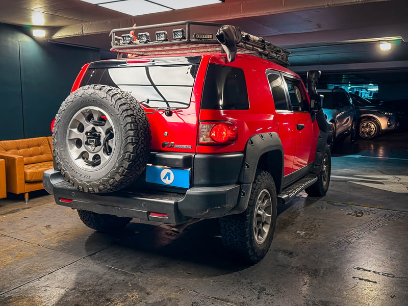 Toyota FJ Cruiser Limited 4x4 4.0 2013 - Imagen 4 de 20