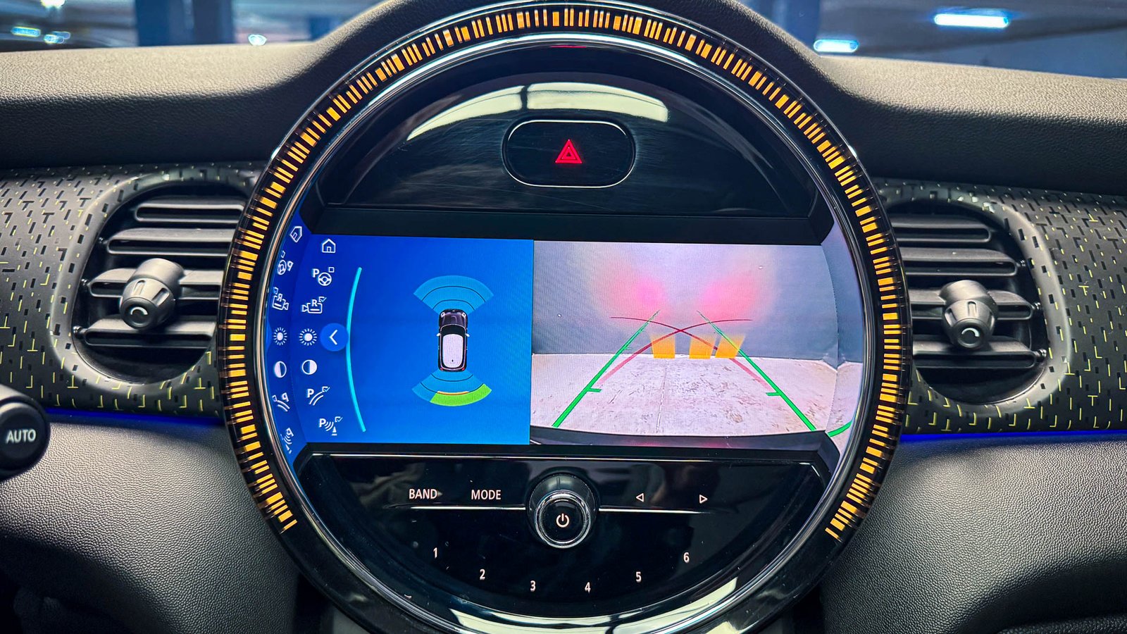 Mini Cooper SE Favoured 2023 - Imagen 16 de 20