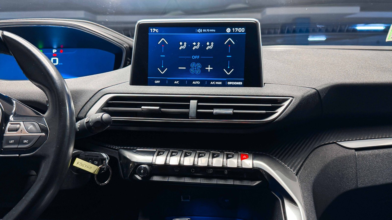Peugeot 3008 Active 1.6 2018 - Imagen 16 de 20