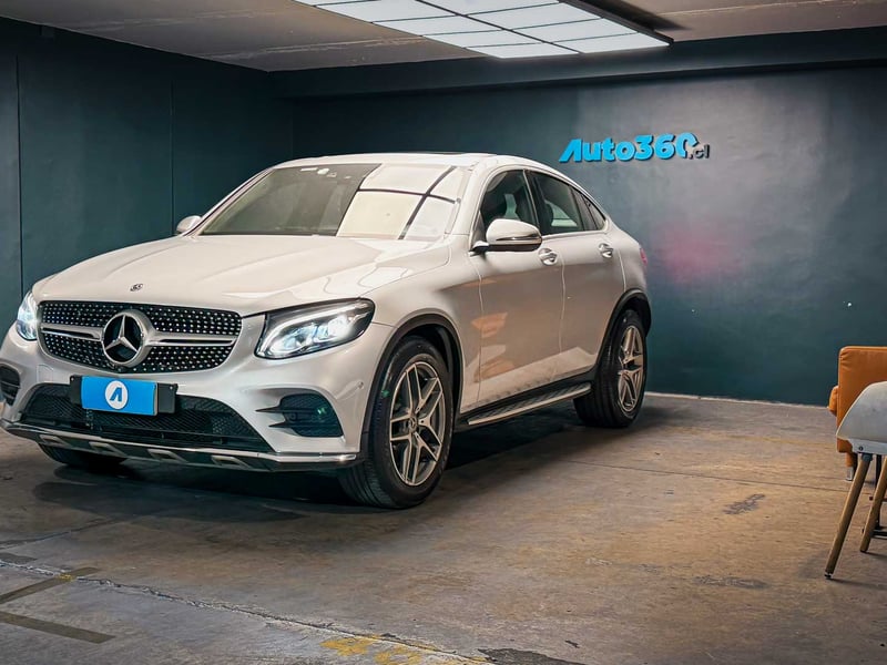 Mercedes-Benz GLC 300 Coupé AMG Line 2019