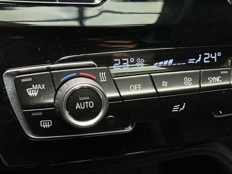 BMW X1 XDrive XLine 20i 2.0 2019 - Imagen 16 de 20