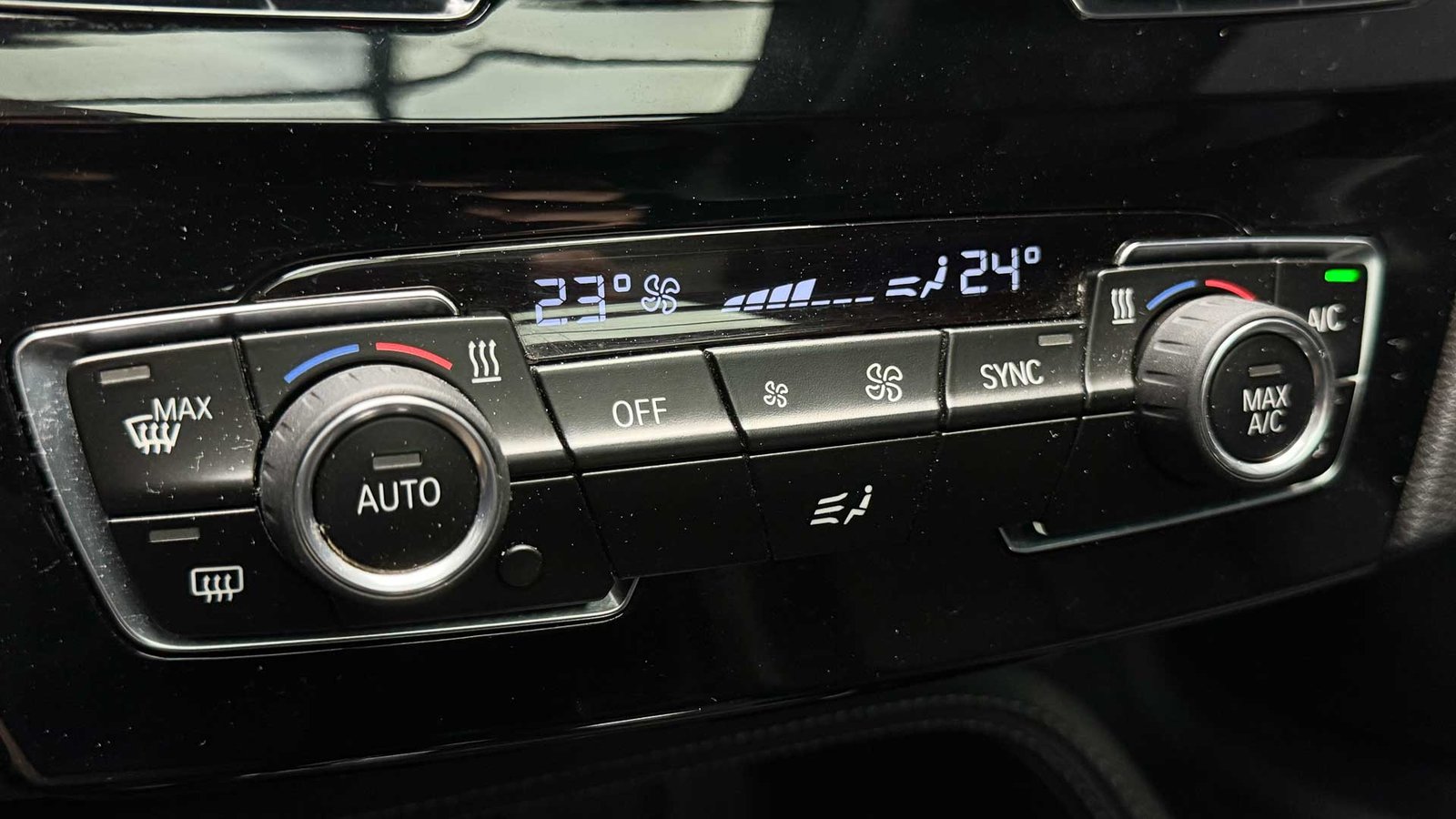 BMW X1 XDrive XLine 20i 2.0 2019 - Imagen 16 de 20