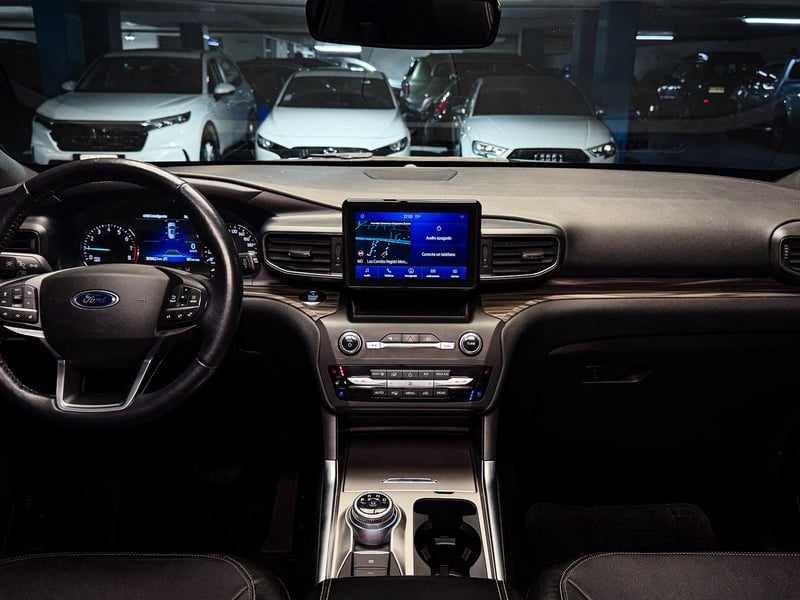 Ford Explorer Limited 4WD 2021 - Imagen 14 de 20