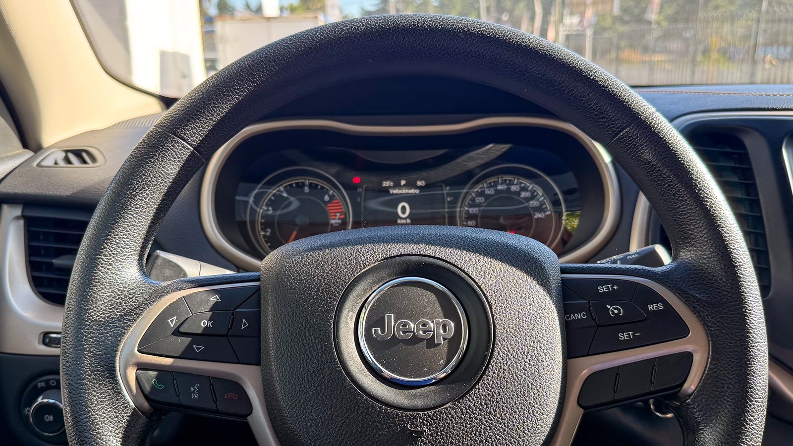 Jeep Cherokee Sport AT 2.4 2017 - Imagen 4 de 20