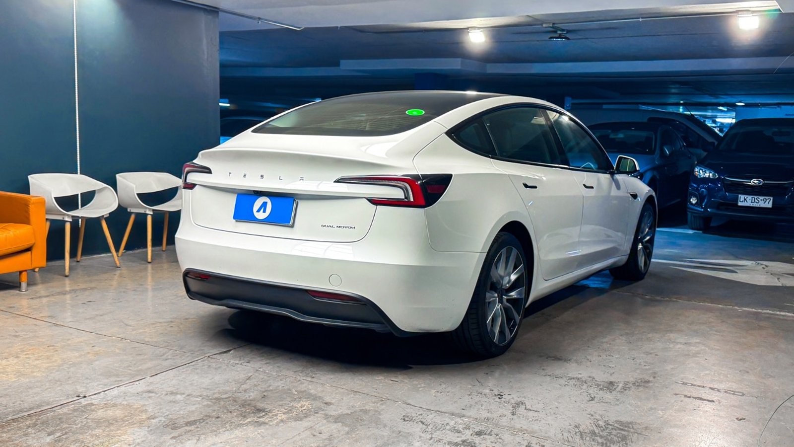 Tesla Model 3 Dual Motor Long Range AWD 2025 - Foto 4 de 20