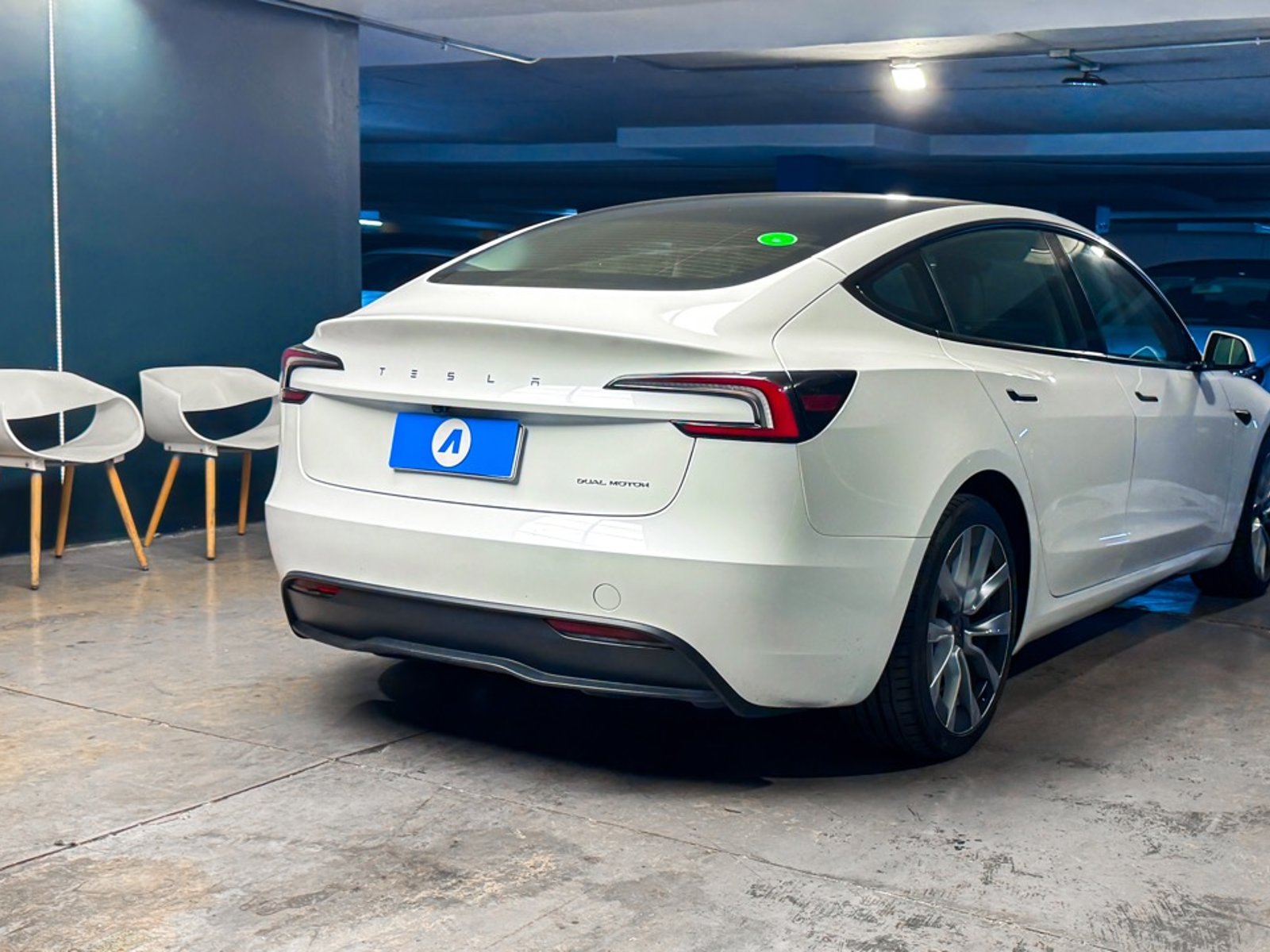 Tesla Model 3 Dual Motor Long Range AWD 2025 - Foto 4 de 20