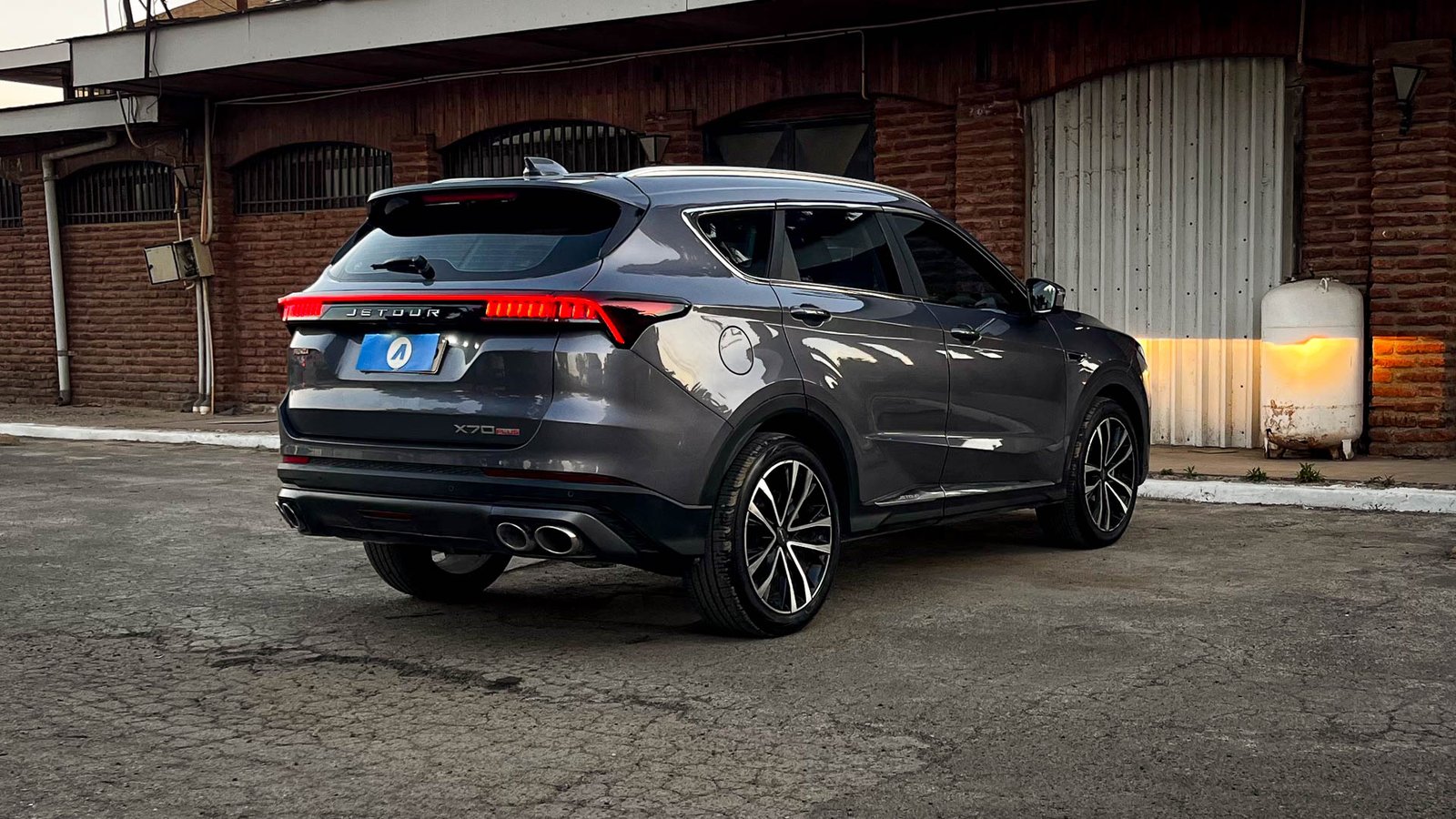 Jetour X70 PLUS LUX 4X2 1.6 AT 2025 - Foto 4 de 20