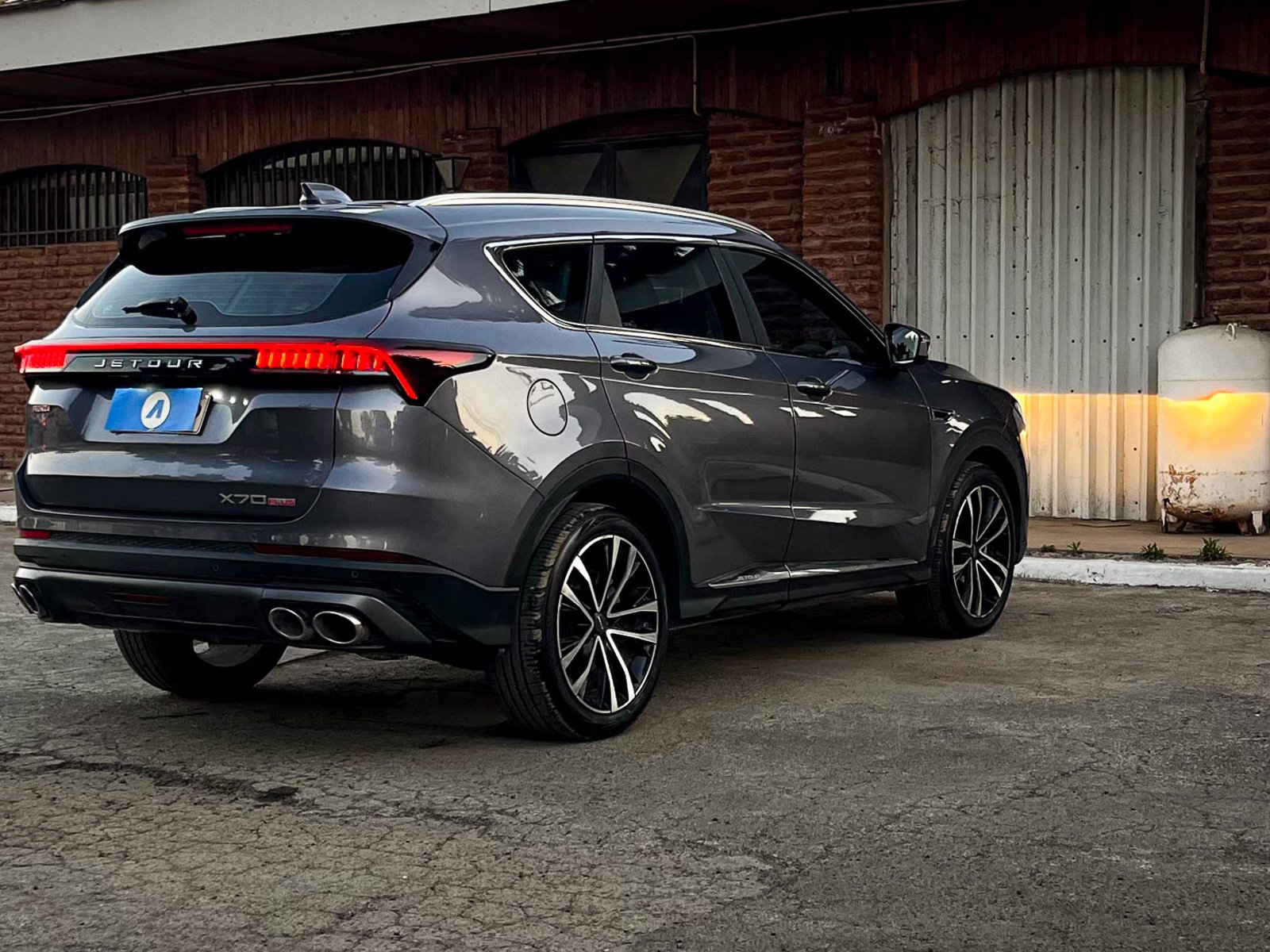Jetour X70 PLUS LUX 4X2 1.6 AT 2025 - Foto 4 de 20