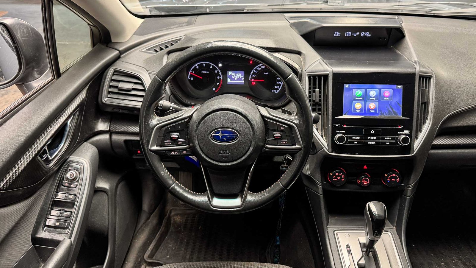 Subaru XV AWD CVT 2.0 2029 - Imagen 12 de 20