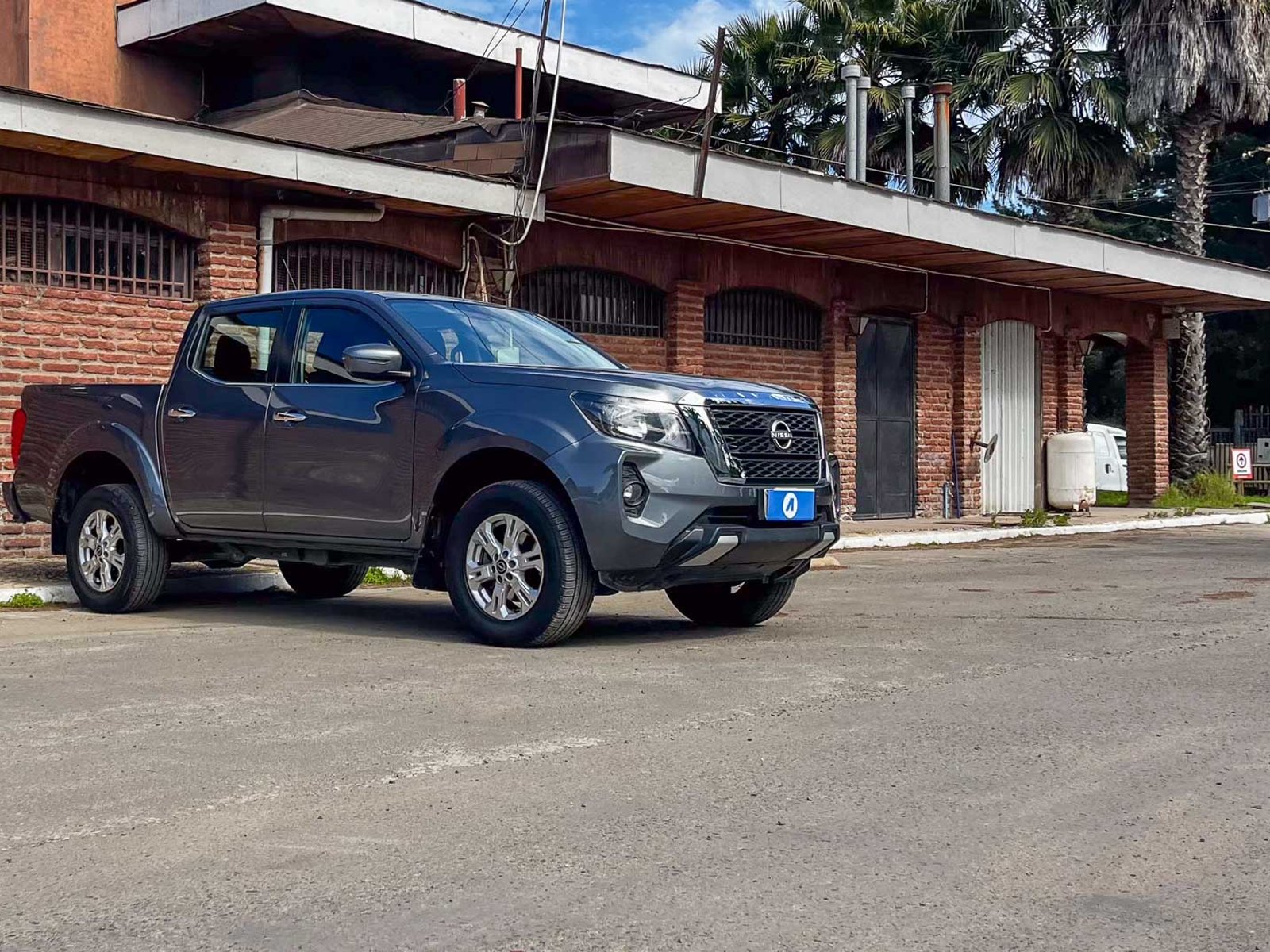 Nissan Navara XE MT 4x2 2.3 2023 - Foto 5 de 20