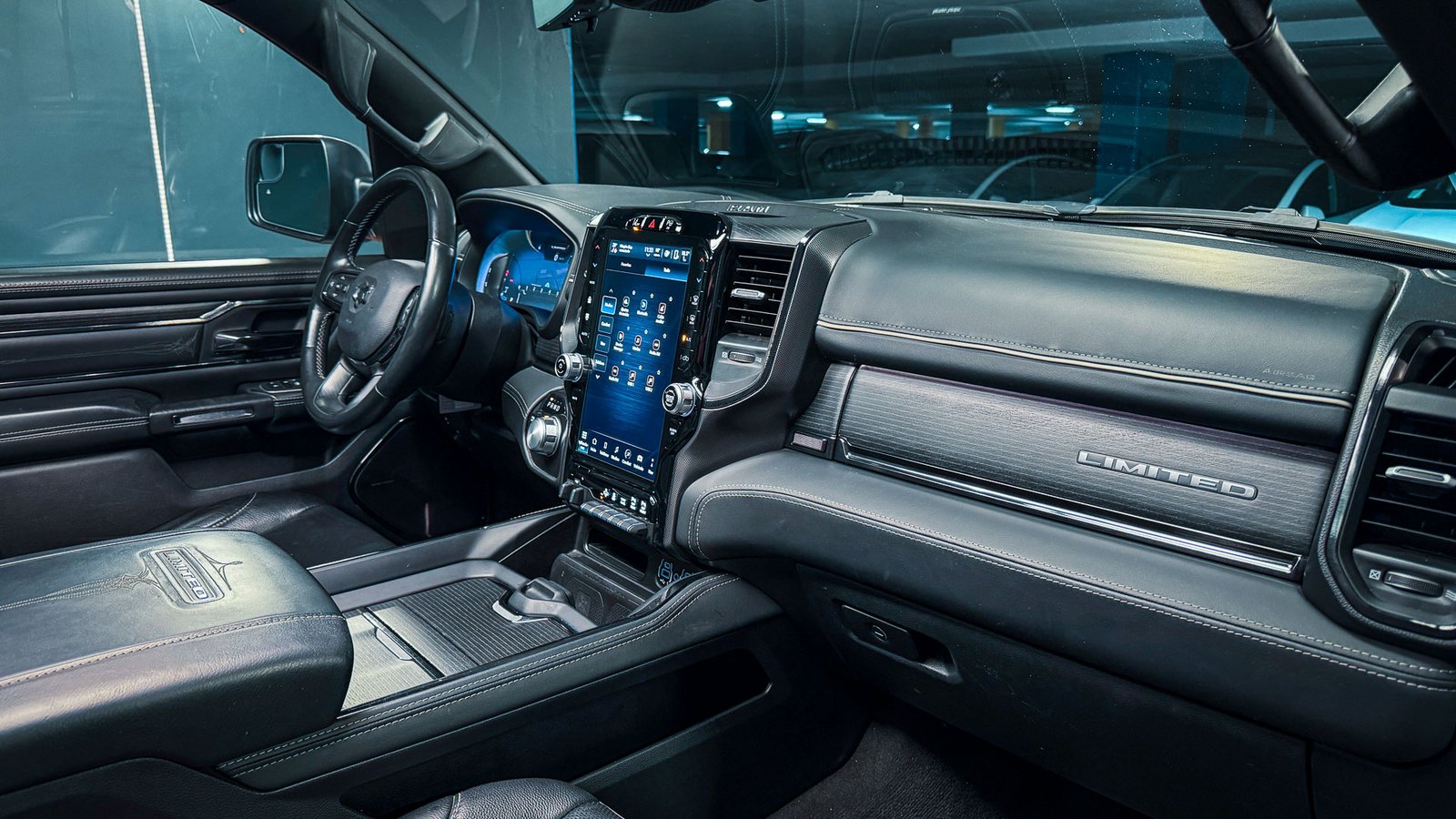 RAM 1500 Limited 4X4 5.7 AT 2024 - Imagen 16 de 20