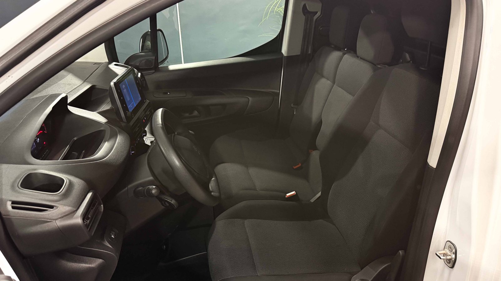Peugeot Partner HDI L1 1.5 2024 - Imagen 12 de 16