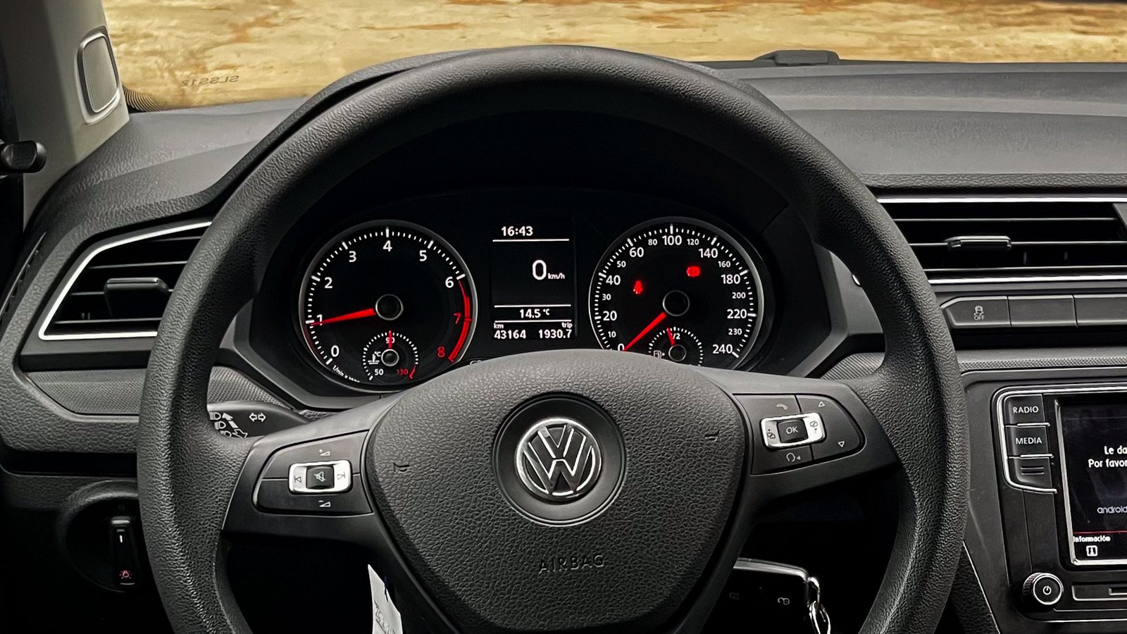Volkswagen Saveiro Trendline MT 1.6 2023 - Imagen 7 de 20