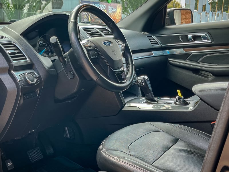 Ford Explorer Ecoboost Limited 2.3 2019 - Imagen 11 de 20