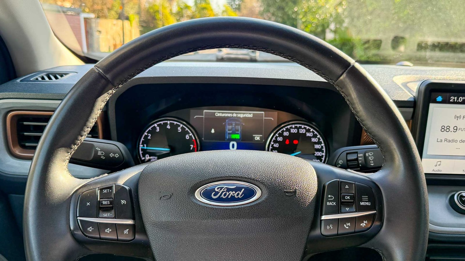 Ford Maverick Lariat 4x4 2.0 2023 - Imagen 8 de 20