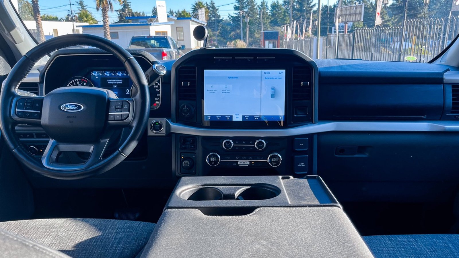 Ford F-150 XLT DC 4X4 5.0 2021 - Imagen 14 de 20