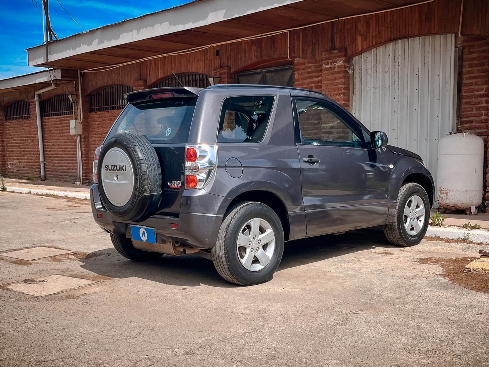 Suzuki Grand Vitara GLX Sport 1.6 MT 4X4 2016 - Foto 4 de 20