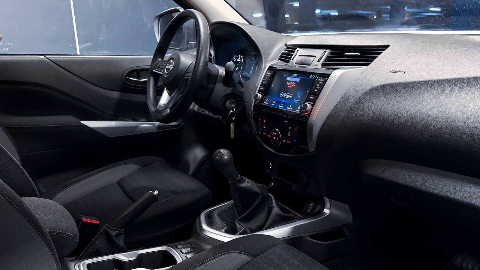 Nissan Navara XE MT 4x2 2.3 2023 - Imagen 13 de 20
