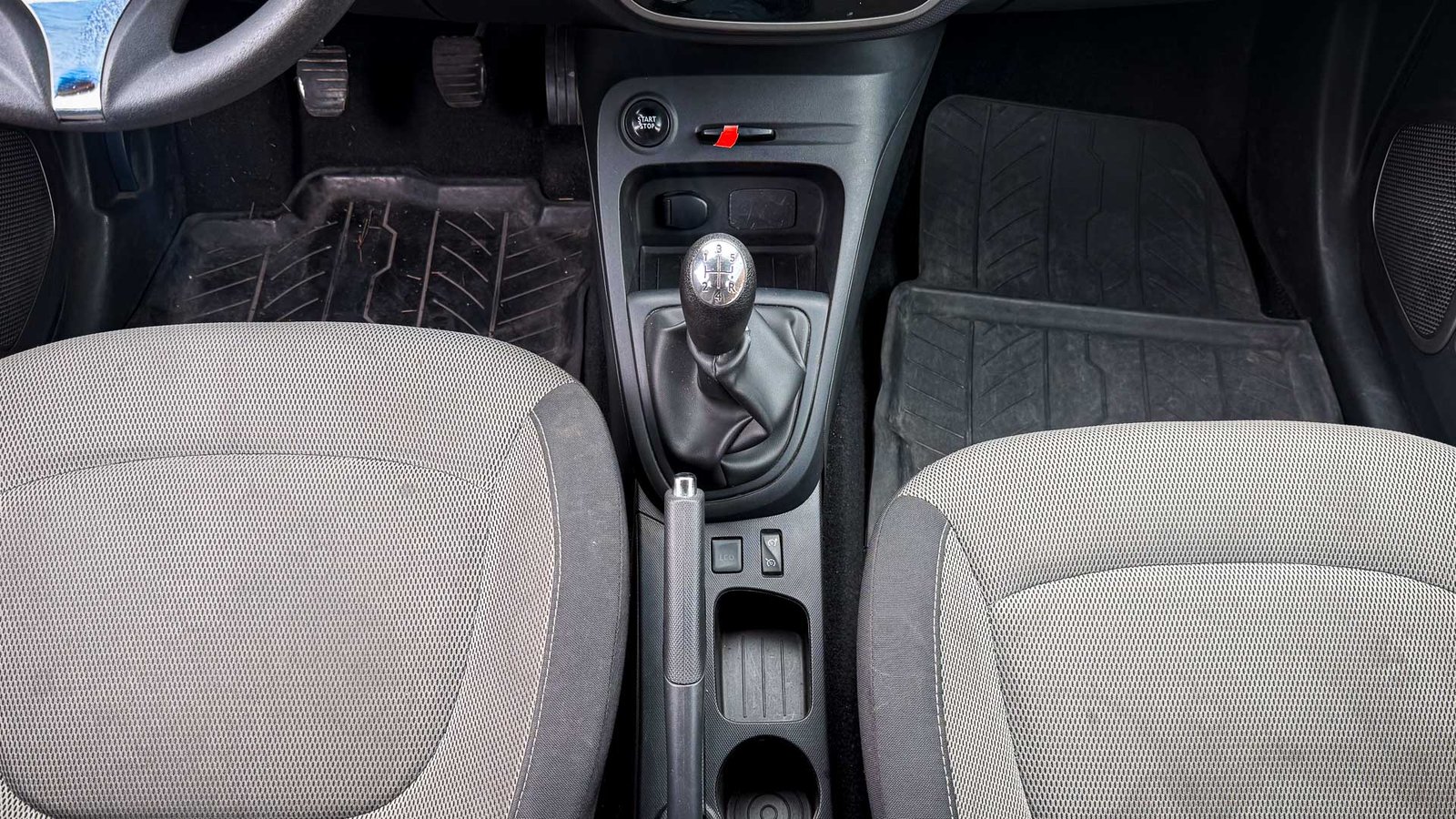Renault Captur Expression 1.5 2016 - Imagen 19 de 20