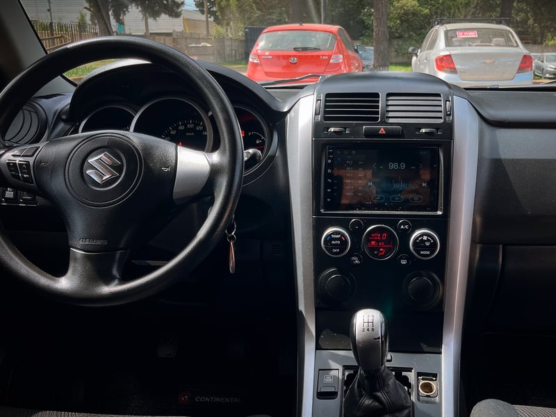 Suzuki Grand Vitara GLX Sport 1.6 MT 4X4 2016 - Imagen 13 de 20
