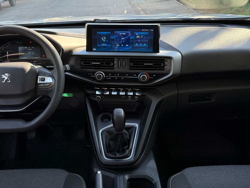 Peugeot Landtrek Active Blue HDI 2.2 2024 - Imagen 16 de 20