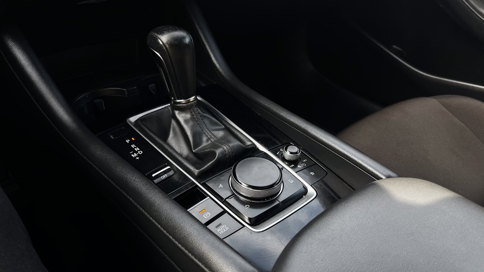 Mazda 3 V Sport HB 2.0 2021 - Imagen 18 de 20
