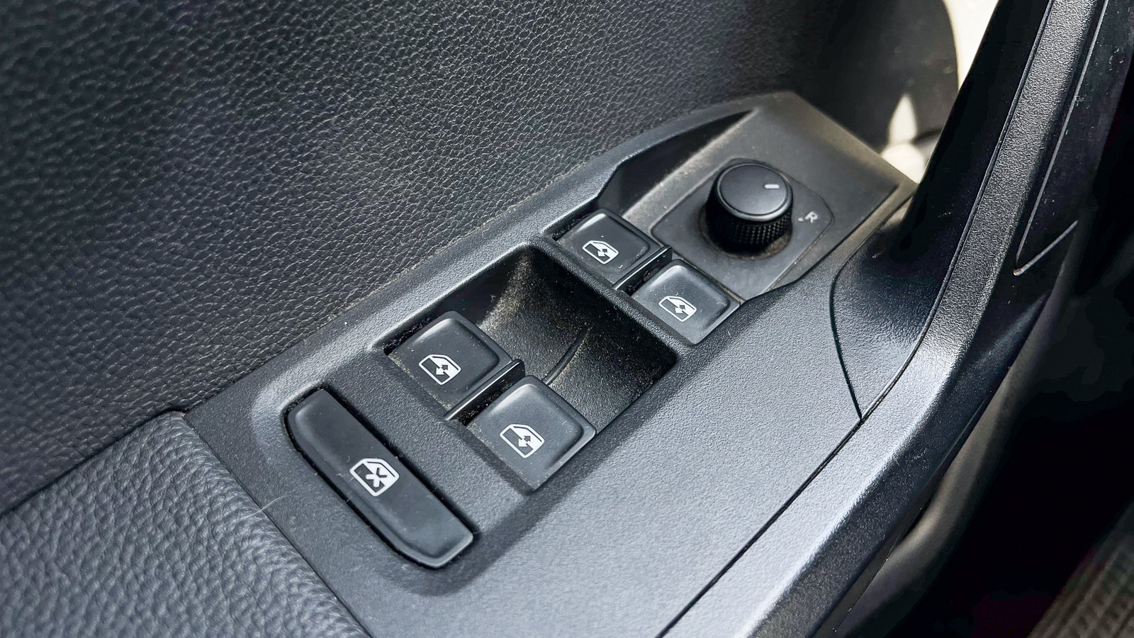 SEAT Arona Style AT 1.0T 2023 - Imagen 20 de 20