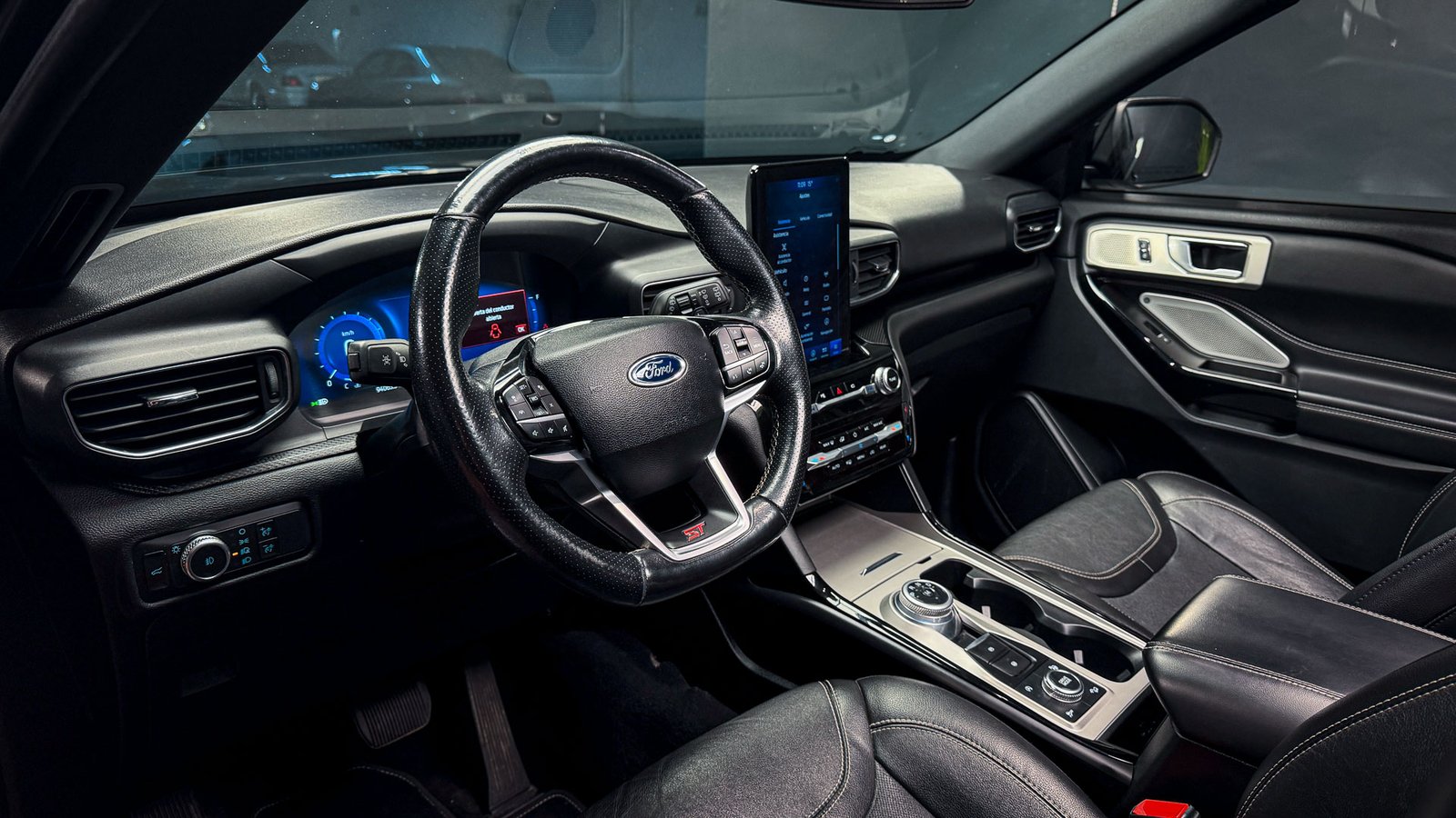 Ford Explorer ST 4WD 2023 - Imagen 11 de 20