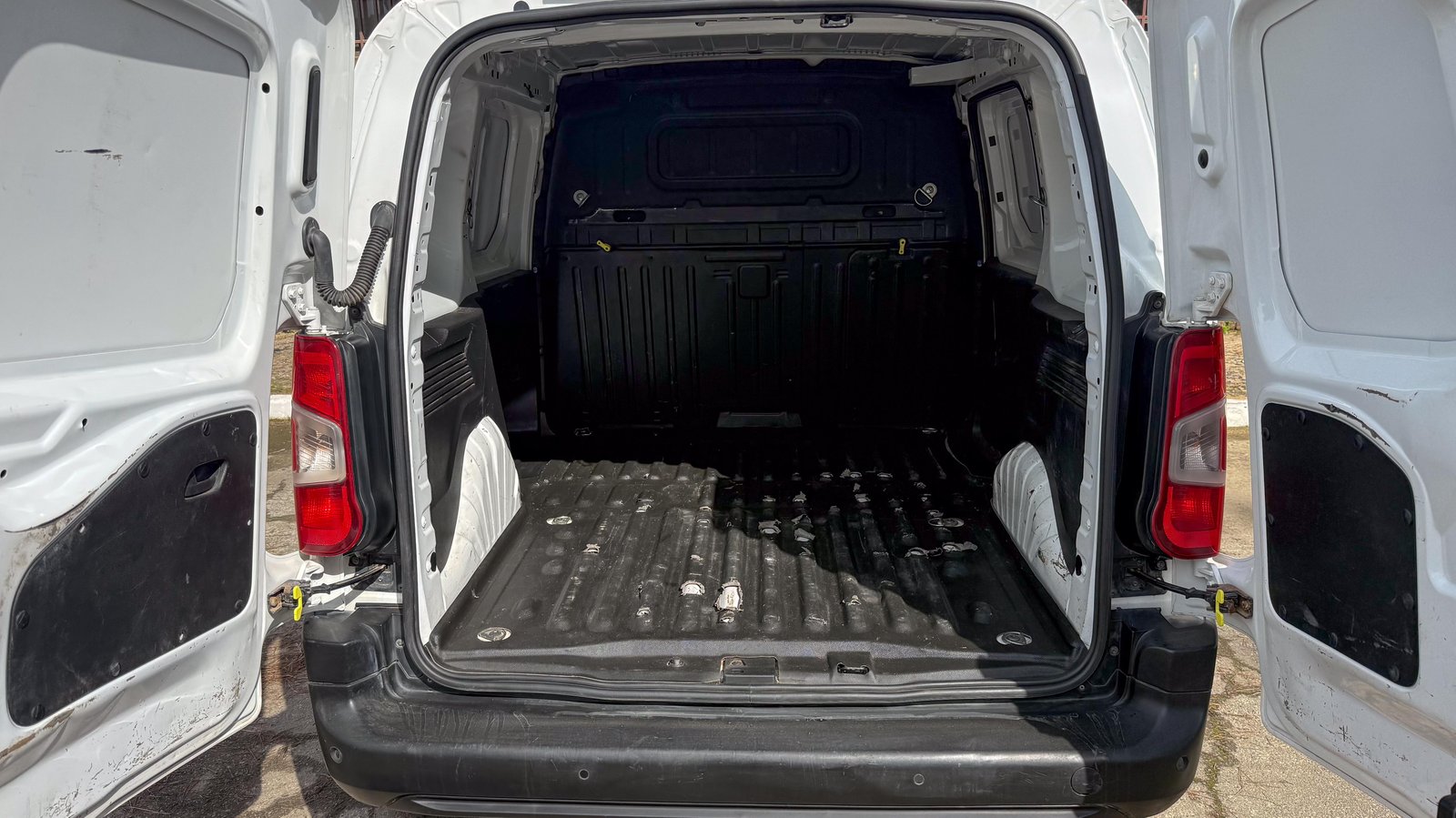 Peugeot Partner HDI L1 1.6 2022 - Imagen 7 de 20