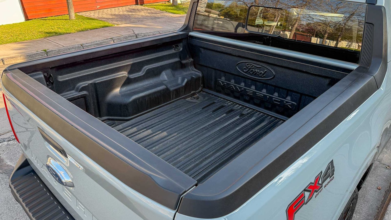 Ford Maverick Lariat 4x4 2.0 2023 - Imagen 7 de 20