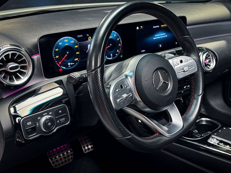Mercedes-Benz A250 AMG Line 2.0 2019 - Imagen 11 de 20
