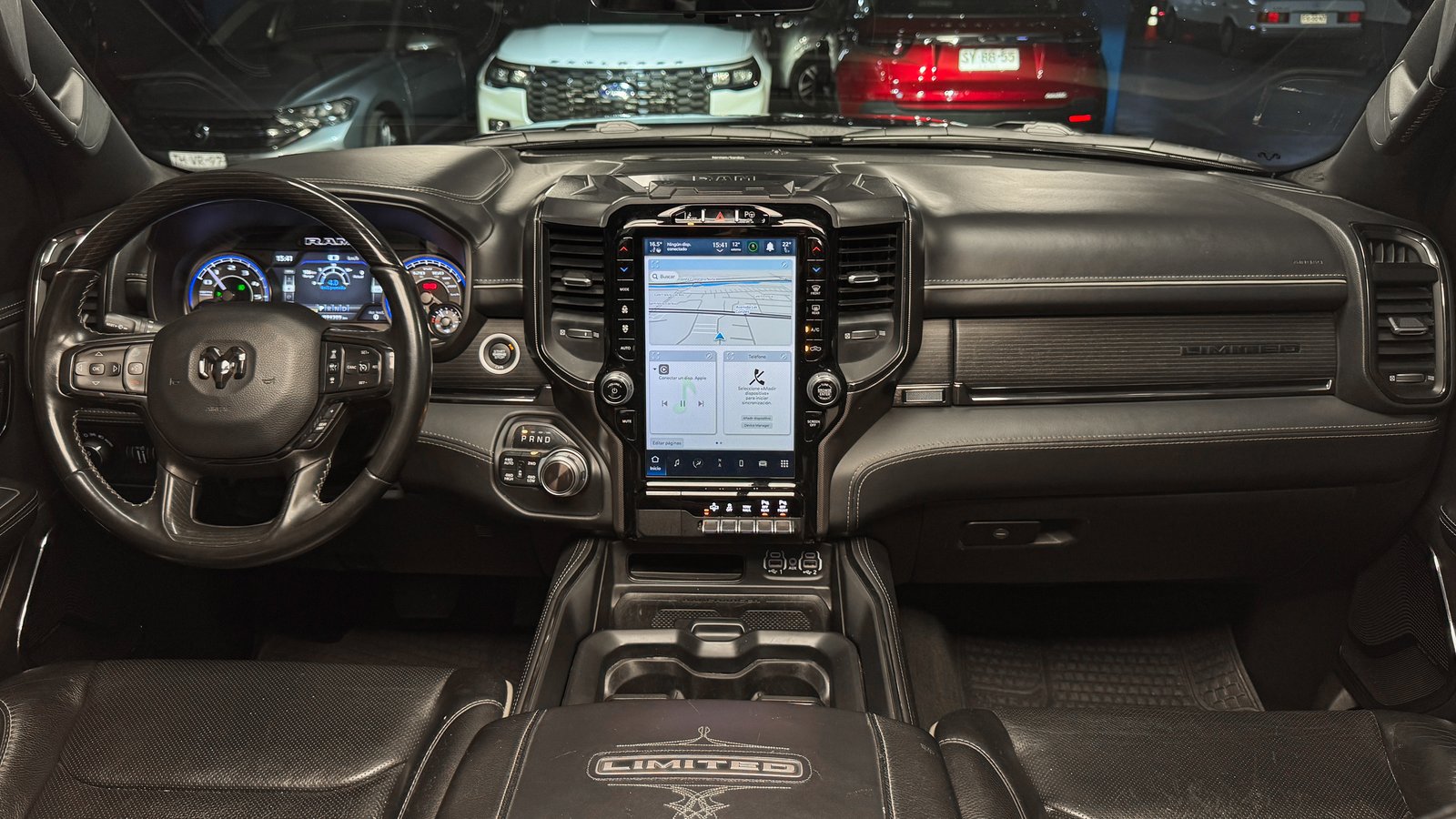 RAM 1500 Limited 4X4 5.7 AT 2022 - Imagen 15 de 20