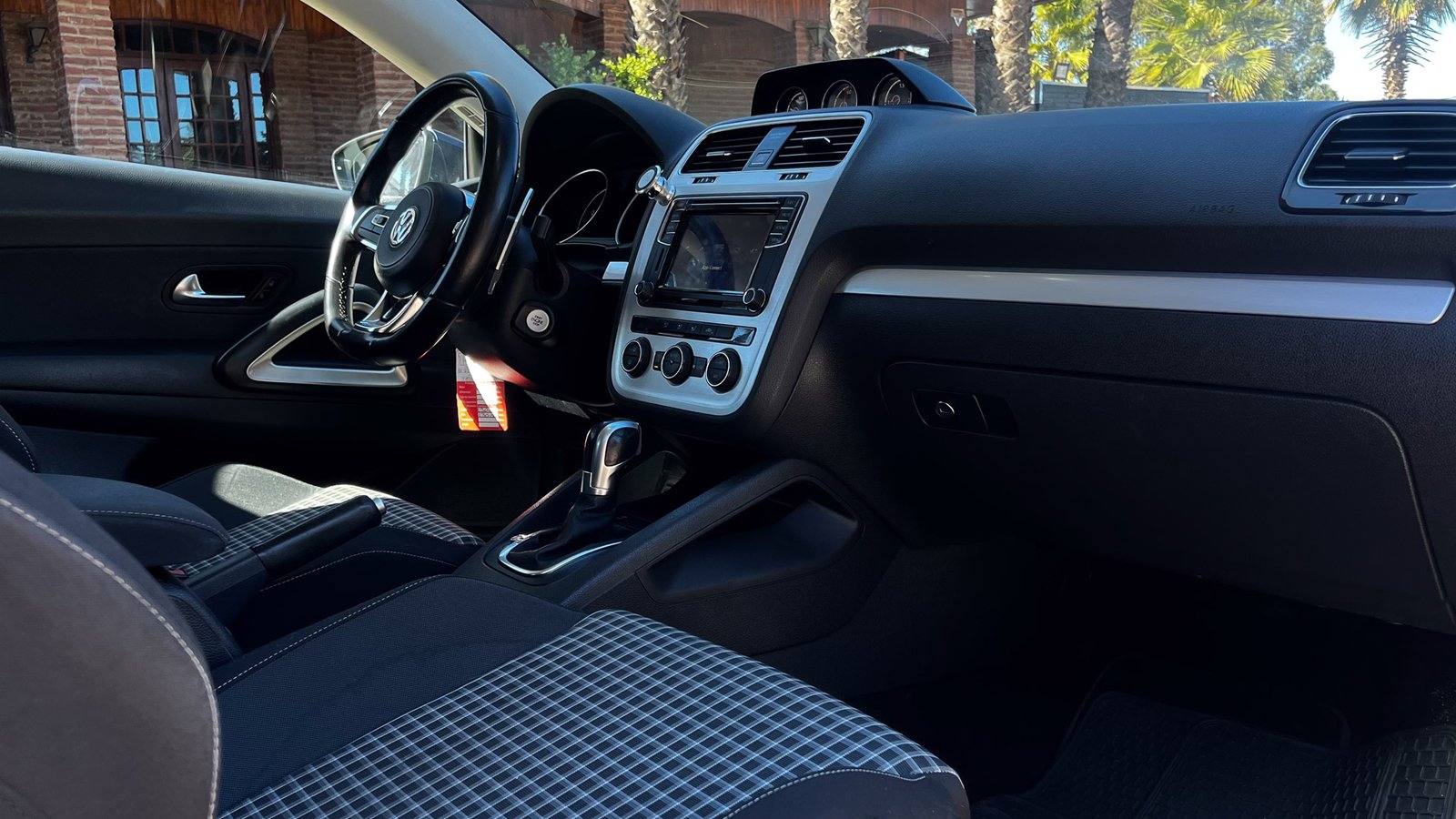 Volkswagen Scirocco 1.4TSI 2018 - Imagen 12 de 20