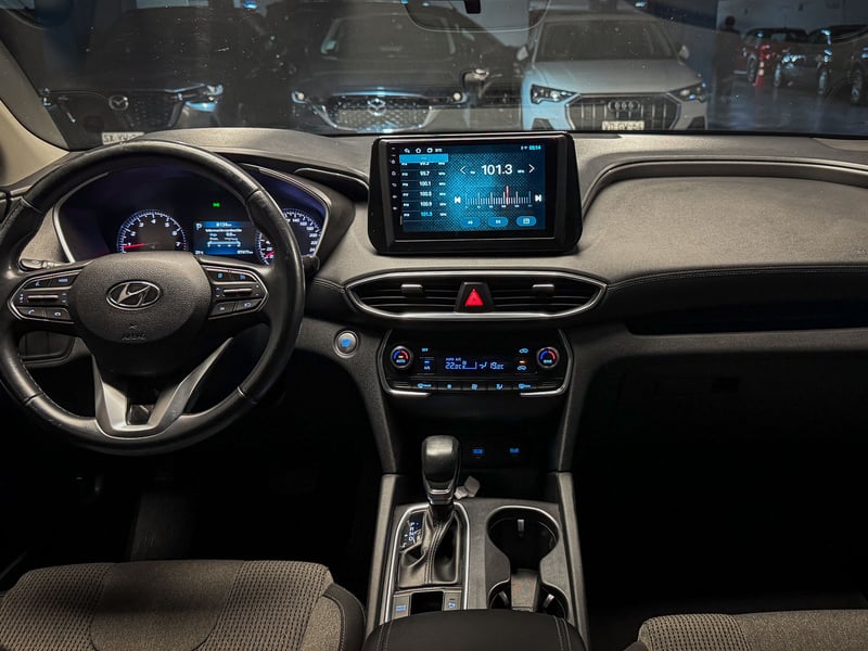 Hyundai Santa Fe Plus AT 2.5 2021 - Imagen 14 de 20