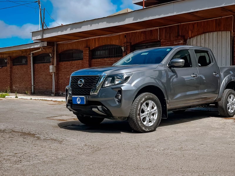 Nissan Navara XE MT 4x2 2.3 2023