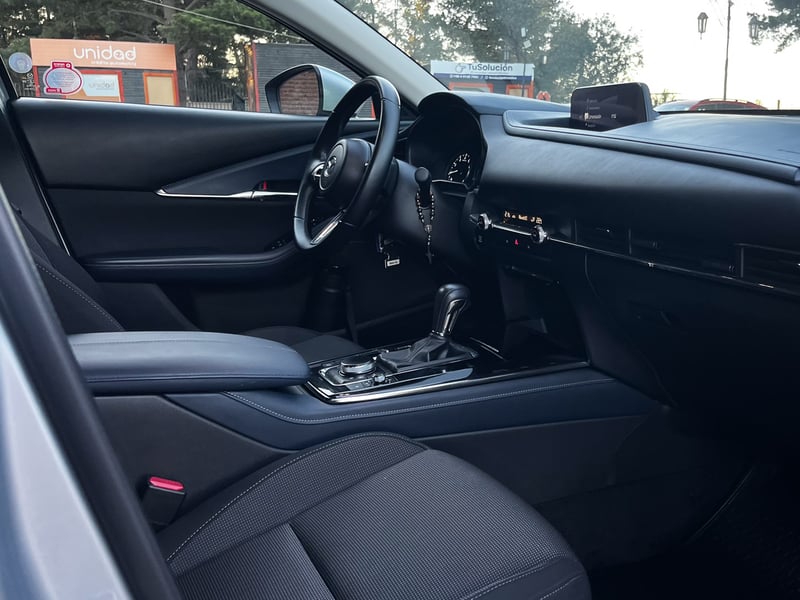 Mazda CX-30 V AT 2.0 2023 - Imagen 13 de 20