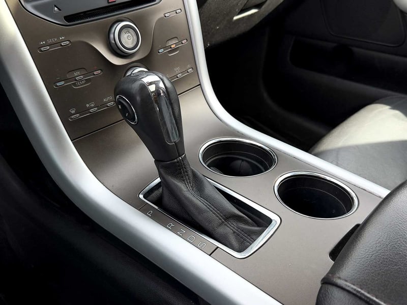 Ford Edge SEL AWD 3.5 2015 - Imagen 19 de 20