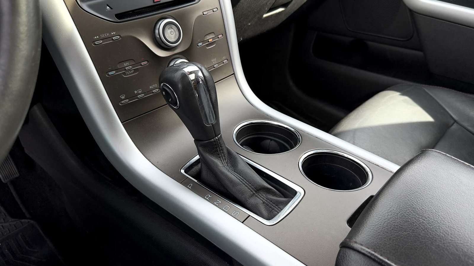 Ford Edge SEL AWD 3.5 2015 - Imagen 19 de 20