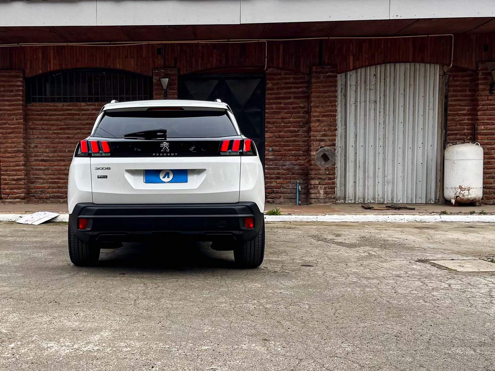 Peugeot 3008 Active Pack 1.2 2024 - Foto 3 de 20