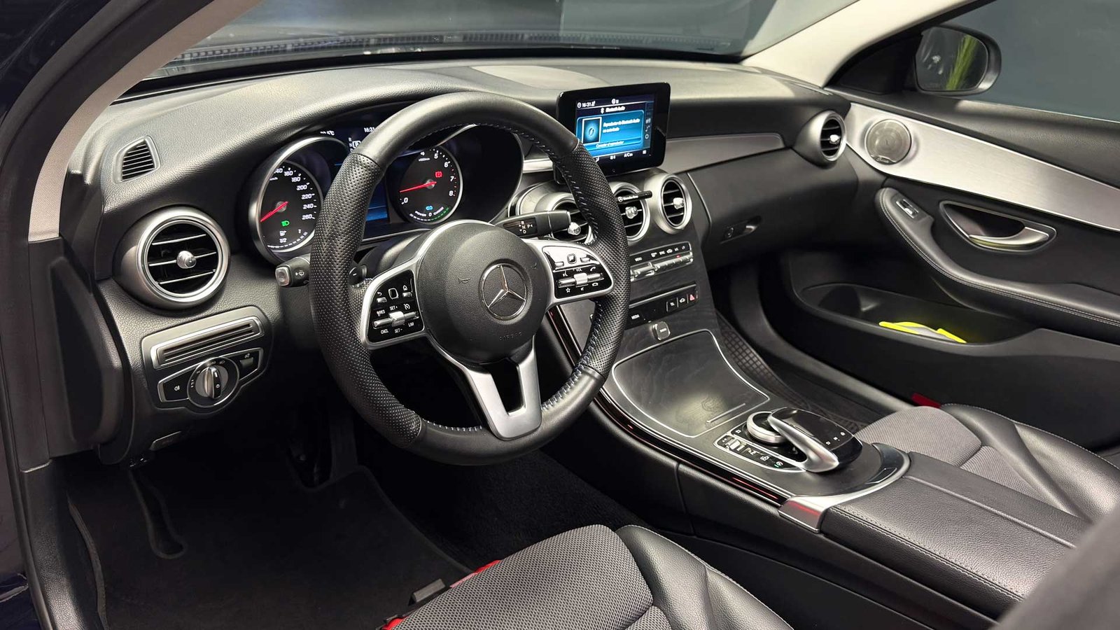Mercedes-Benz C200 FL AT 1.5 2020 - Imagen 11 de 20